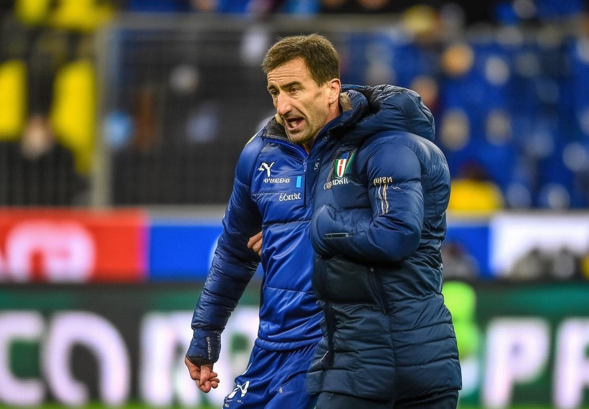 MBA直播篮球赛事回顾：激情瞬间与战术解析